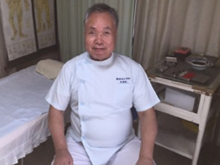 院長・鍼灸師 穂坂 昭